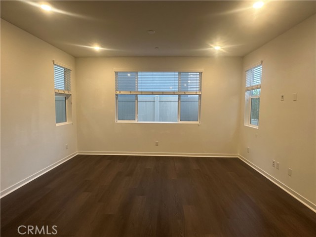 Detail Gallery Image 8 of 46 For 4088 Shada Ln, Corona,  CA 92883 - 4 Beds | 3 Baths