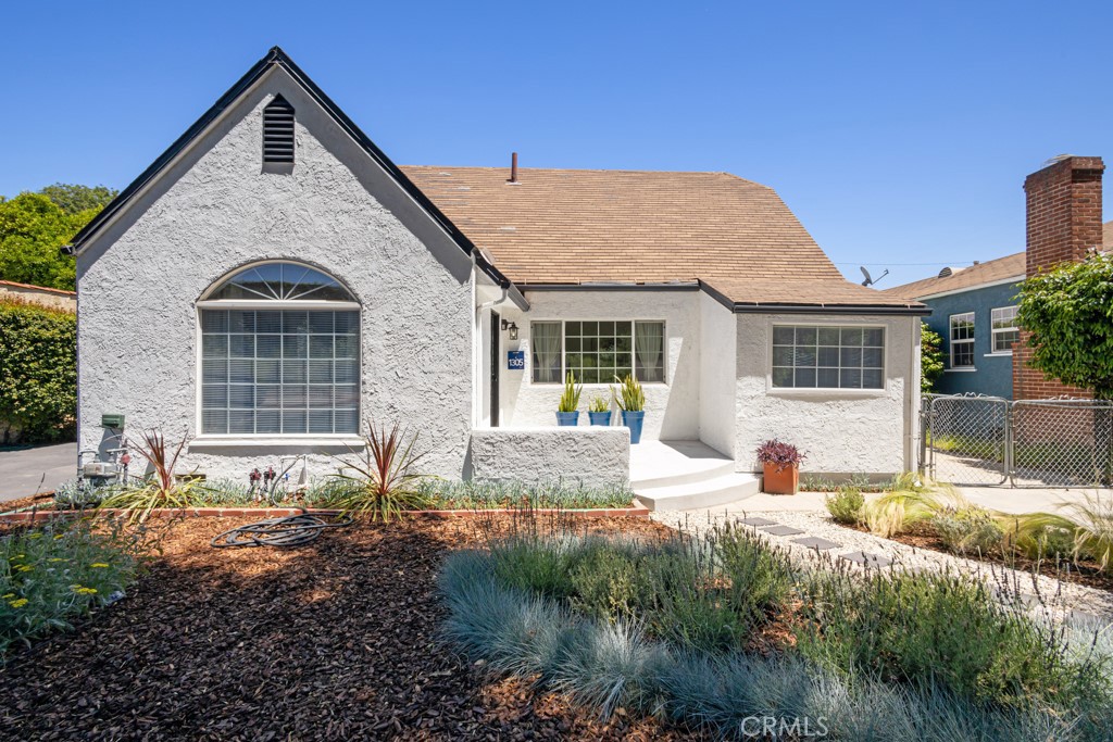 1305 Cosmic Way