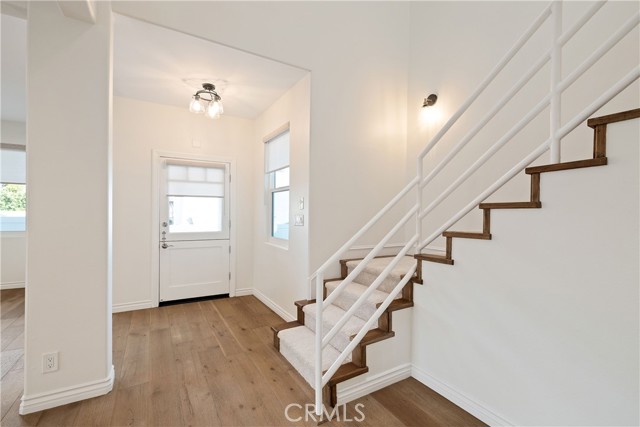 Detail Gallery Image 25 of 56 For 1707 Marshallfield #B,  Redondo Beach,  CA 90278 - 3 Beds | 3 Baths