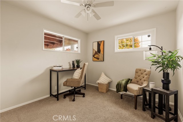 Detail Gallery Image 16 of 27 For 1640 N Lincoln St, Burbank,  CA 91506 - 4 Beds | 2 Baths