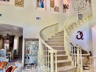Detail Gallery Image 6 of 16 For 450 S Estate Dr, Orange,  CA 92869 - 5 Beds | 5/1 Baths