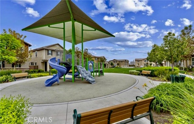 7460 Jersey Street, Chino CA: https://media.crmls.org/medias/25fab971-84ee-4e9d-82ae-292f1050fb06.jpg