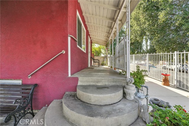 2718 E 7th Street, Los Angeles CA: https://media.crmls.org/medias/25fae280-4600-4826-b727-5a59aa725897.jpg