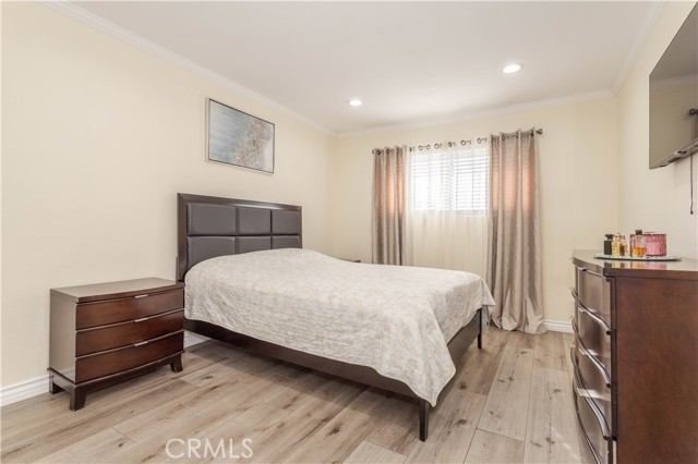 Detail Gallery Image 19 of 53 For 18425 Saticoy St #9,  Reseda,  CA 91335 - 3 Beds | 2/1 Baths