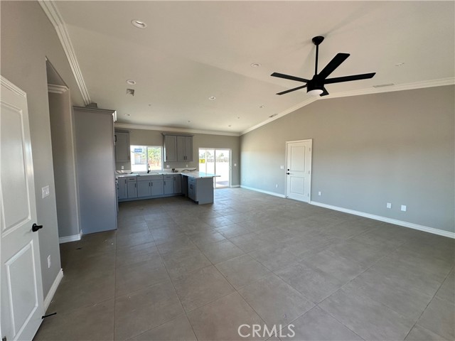 21928 sioux Road, Apple Valley CA: https://media.crmls.org/medias/25fb0d98-e930-42a4-855e-48f5d74c2a91.jpg