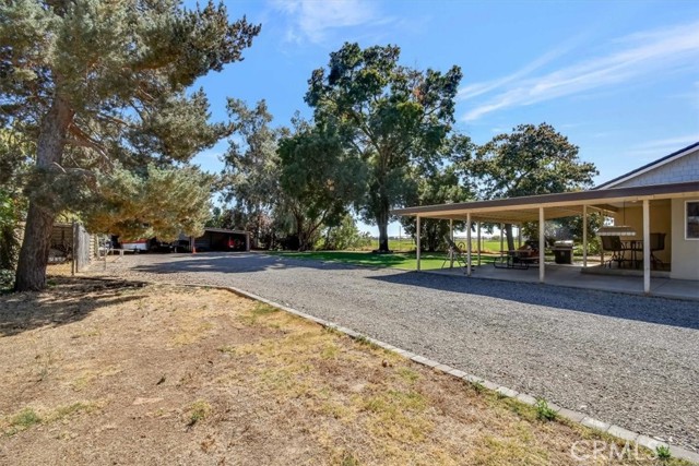 2124 Erle Road, Marysville CA: https://media.crmls.org/medias/25fbeb21-0317-42c2-b064-597d0b71d963.jpg