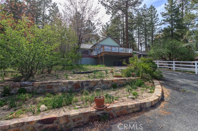 Detail Gallery Image 2 of 17 For 530 Cienega Rd, Big Bear Lake,  CA 92315 - 2 Beds | 1 Baths
