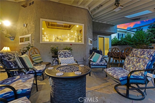 3866 Hunter Crest Court, Moorpark CA: https://media.crmls.org/medias/25fd1075-9f24-4cd0-b559-15e729f3f3ce.jpg