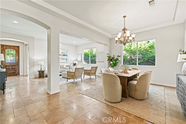 Image 18 of 52 For 24986 Greensbrier Drive