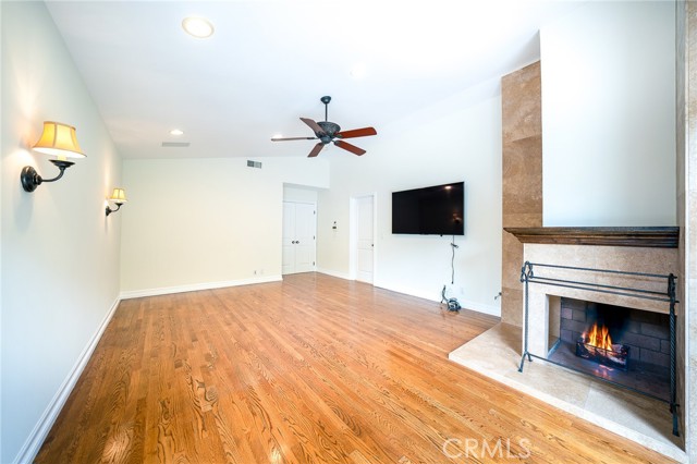 Detail Gallery Image 28 of 42 For 18337 Chatham Ln, Porter Ranch,  CA 91326 - 4 Beds | 2/1 Baths