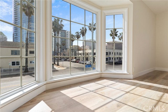 Detail Gallery Image 7 of 34 For 102 Lime Ave #6,  Long Beach,  CA 90802 - 1 Beds | 1 Baths