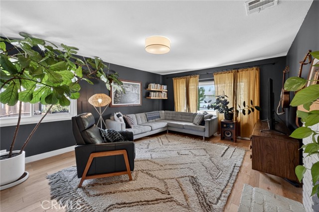 1463 Clock Ave, Redlands CA: https://media.crmls.org/medias/2600e39f-3d7f-4eaf-94d4-bb66a562e5b1.jpg