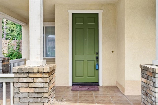 1571 Bison Street, Upland CA: https://media.crmls.org/medias/260168a8-8618-4bbe-9d1d-4f337abb76af.jpg