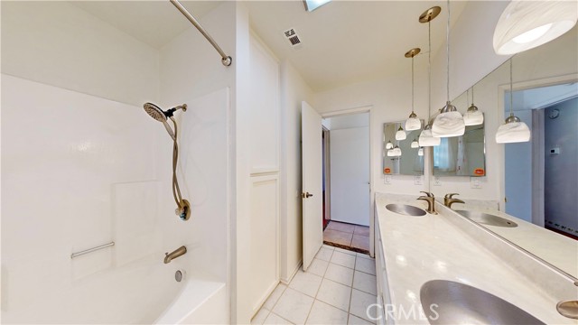 Detail Gallery Image 34 of 71 For 9781 Victor Ave, Hesperia,  CA 92345 - 4 Beds | 2 Baths