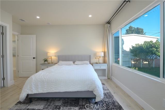 12426 Idaho Avenue, Los Angeles CA: https://media.crmls.org/medias/2602a77e-0ee6-473d-b11b-f45c382d2e95.jpg