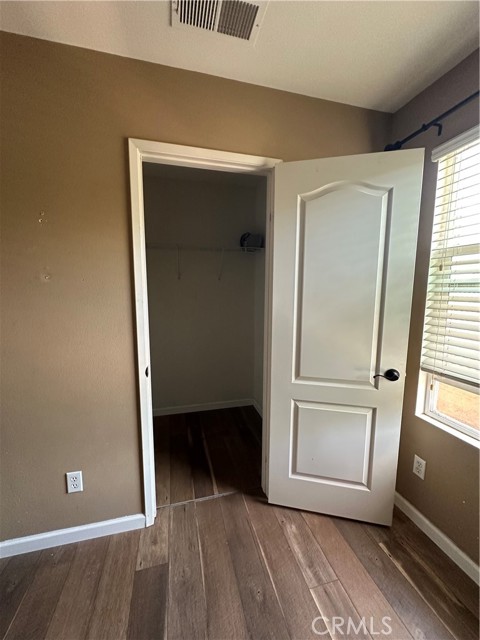 575 Julian Avenue, San Jacinto CA: https://media.crmls.org/medias/2602f18b-d579-4300-8859-caa99783e875.jpg