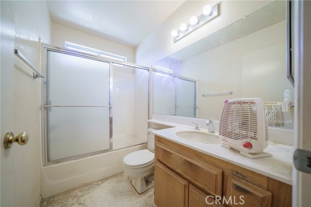 179 S Massachusetts Street, Lake Elsinore CA: https://media.crmls.org/medias/260340d5-7fda-4a50-af6e-bb2dc950f56d.jpg