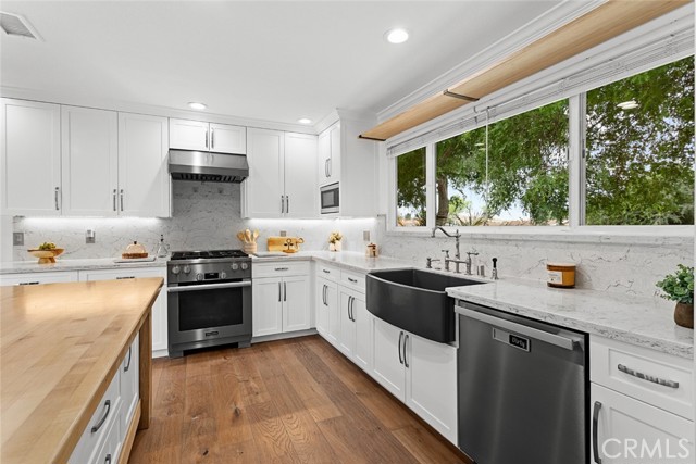 Detail Gallery Image 6 of 26 For 2162 Montgomery Road, Thousand Oaks,  CA 91360 - 4 Beds | 3 Baths