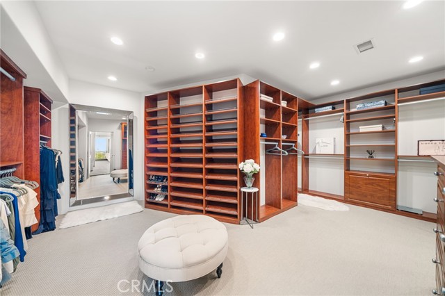 Detail Gallery Image 12 of 66 For 2301 Pacific Dr, Corona Del Mar,  CA 92625 - 4 Beds | 3/1 Baths