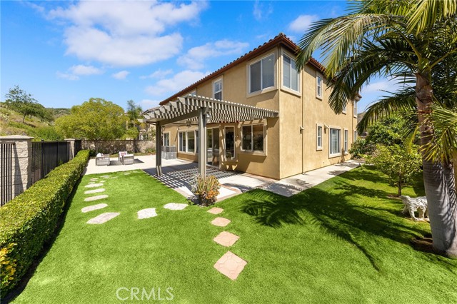 23665 Ridgecrest Court, Diamond Bar CA: https://media.crmls.org/medias/2604c268-9e66-4df1-93ca-11ce96f52ac8.jpg