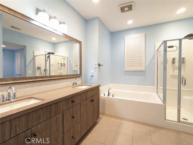 Detail Gallery Image 9 of 17 For 3290 E Yountville Dr #6,  Ontario,  CA 91761 - 3 Beds | 2/1 Baths