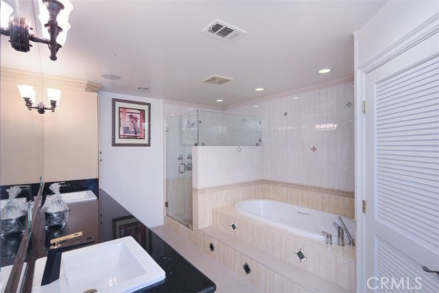 801 S Michillinda Avenue, Pasadena CA: https://media.crmls.org/medias/26088f1f-79fb-43ac-9c3c-f95c92263b18.jpg