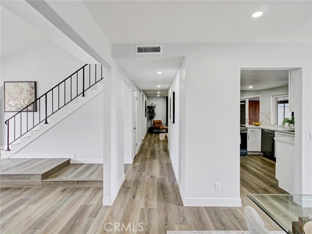 Detail Gallery Image 9 of 32 For 1675 E Cyrene, Carson,  CA 90746 - 5 Beds | 3 Baths