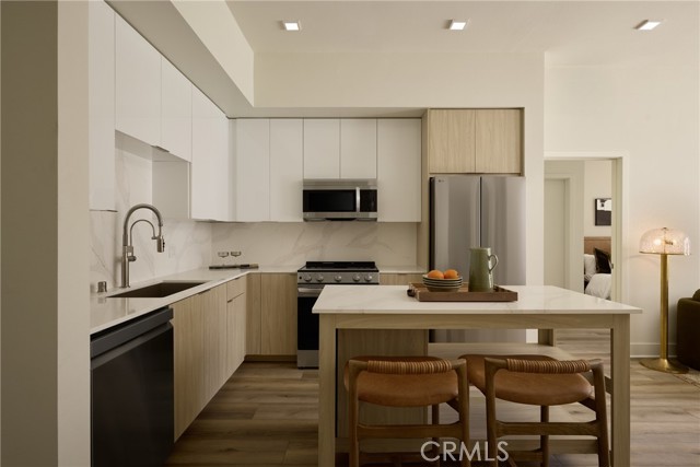 Detail Gallery Image 39 of 59 For 21010 Erwin St #855,  Woodland Hills,  CA 91367 - 1 Beds | 1 Baths