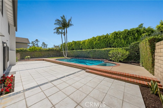 25011 Mammoth Circle, Lake Forest CA: https://media.crmls.org/medias/260a836c-79d8-4079-8d51-4e5b198238eb.jpg