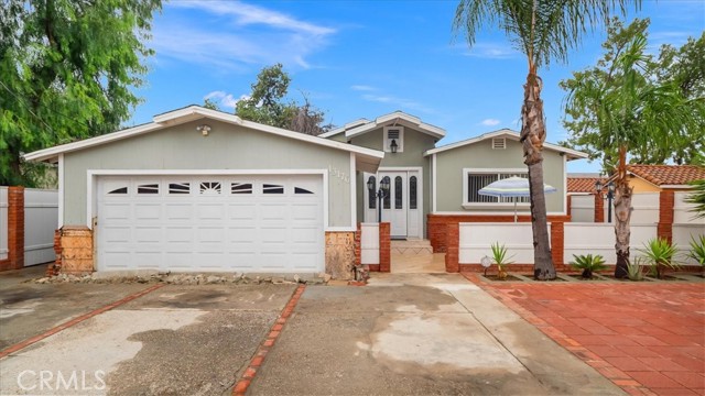 13176 Foothill Boulevard photo 4