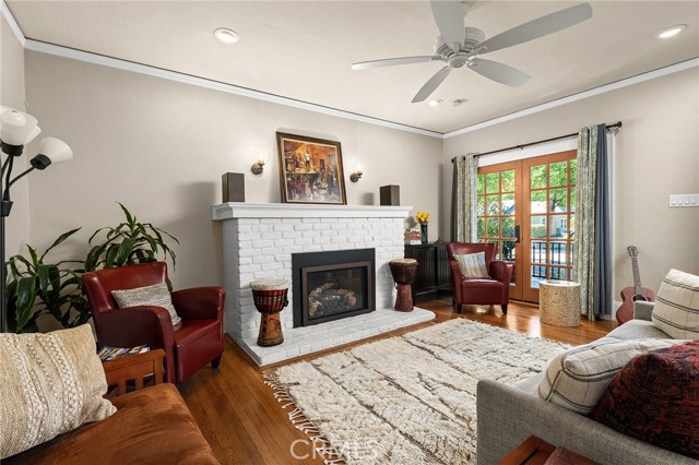 Detail Gallery Image 15 of 73 For 587 E 3rd, Chico,  CA 95928 - 5 Beds | 3 Baths