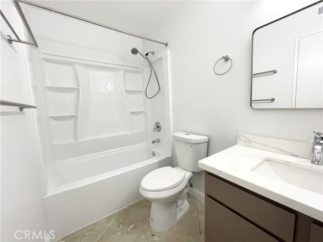 Detail Gallery Image 10 of 24 For 8380 Sunset Trail Pl #B,  Rancho Cucamonga,  CA 91730 - 3 Beds | 2/1 Baths