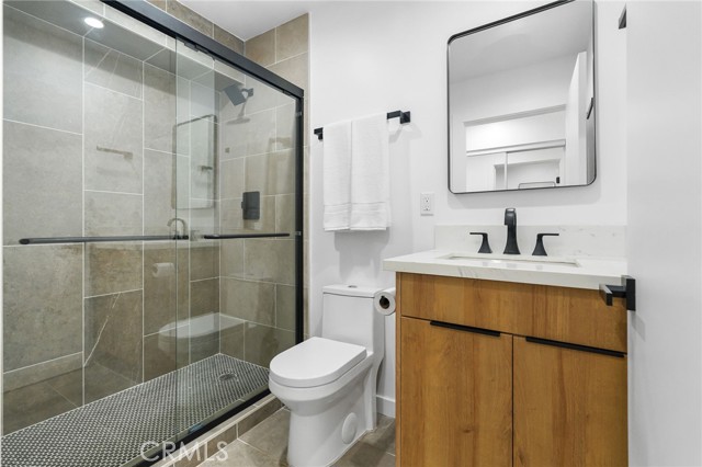 Detail Gallery Image 19 of 21 For 121 S Coronado, Los Angeles,  CA 90057 - 3 Beds | 2 Baths