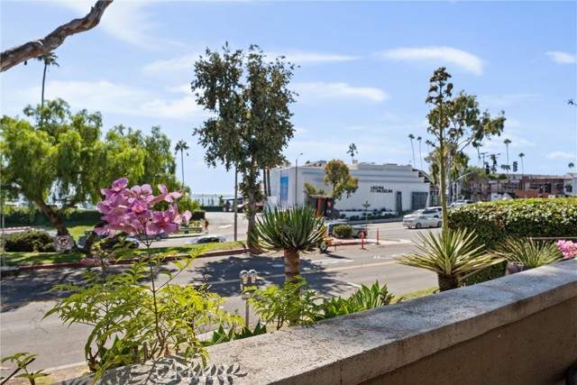 Detail Gallery Image 33 of 36 For 280 Cliff Dr #1,  Laguna Beach,  CA 92651 - 2 Beds | 2 Baths