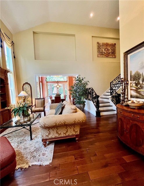 Detail Gallery Image 5 of 26 For 416 Calle Canela, San Dimas,  CA 91773 - 4 Beds | 3 Baths