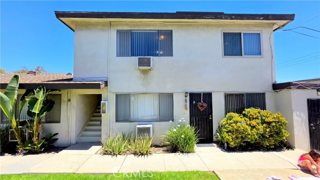 1086 Springfield ST Unit: D