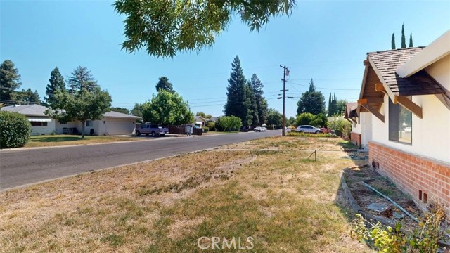 Detail Gallery Image 14 of 72 For 430 Neil Dr, Yuba City,  CA 95993 - 4 Beds | 2 Baths