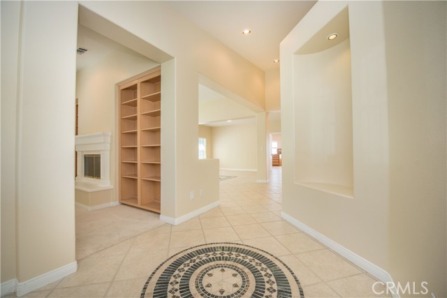 28817 Terrace Drive, Highland CA: https://media.crmls.org/medias/2612b6eb-fdbb-4a10-a0c1-bb6c95ff3de7.jpg