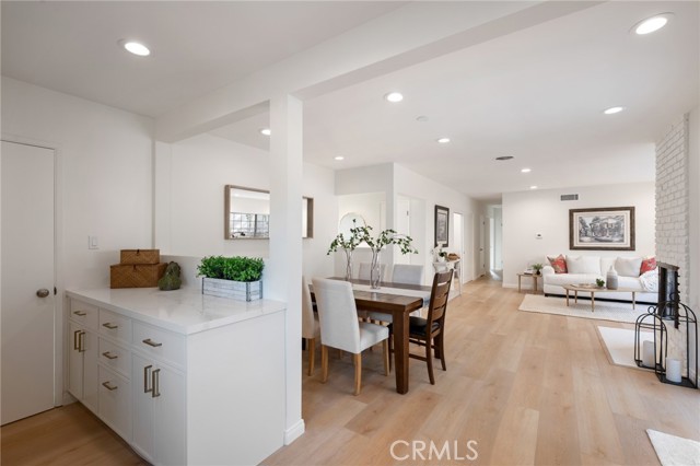 Detail Gallery Image 14 of 43 For 1707 Massena Ave, Redondo Beach,  CA 90277 - 4 Beds | 2 Baths