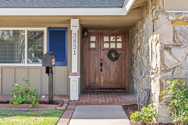 Detail Gallery Image 5 of 33 For 3831 Wisteria St, Seal Beach,  CA 90740 - 4 Beds | 3 Baths