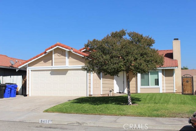 9457 Sultana Ave, Fontana, CA 92335