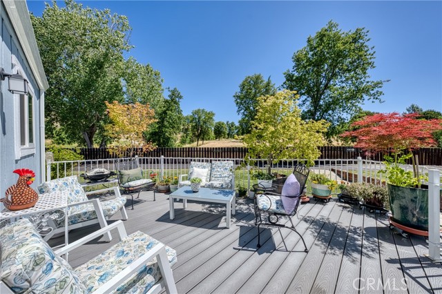 3498 Marina W Drive, Lakeport CA: https://media.crmls.org/medias/26145e84-fad6-4069-8c16-4b3ce4fa6aba.jpg