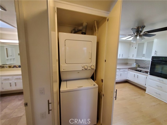 Detail Gallery Image 12 of 17 For 13500 Wentworth Ln 121k,  Seal Beach,  CA 90740 - 2 Beds | 1 Baths