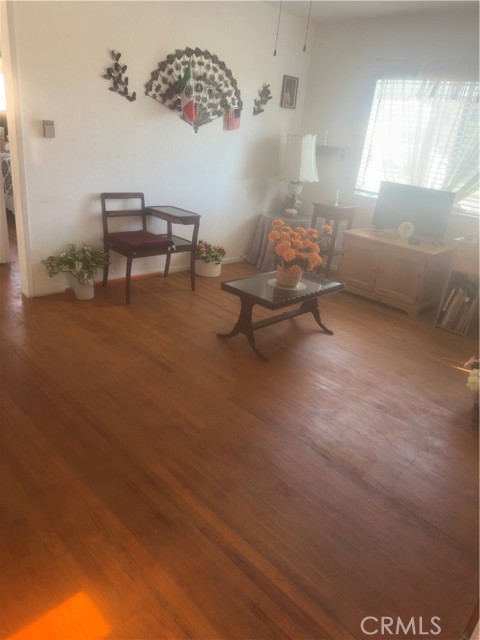 Detail Gallery Image 3 of 29 For 15423 Van Ness, Gardena,  CA 90249 - 2 Beds | 1 Baths