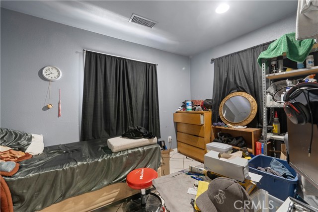 Image 9 of 60 For 930 Birch Street