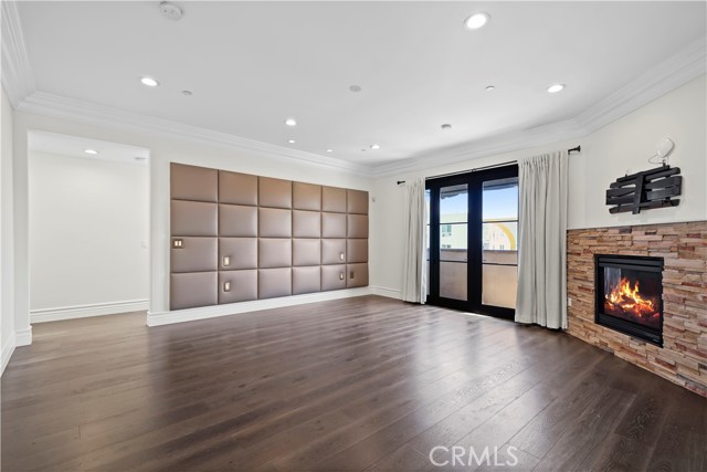 462 S Maple Drive, Beverly Hills CA: https://media.crmls.org/medias/26151028-e717-4323-a7e9-cd15c9e6161e.jpg