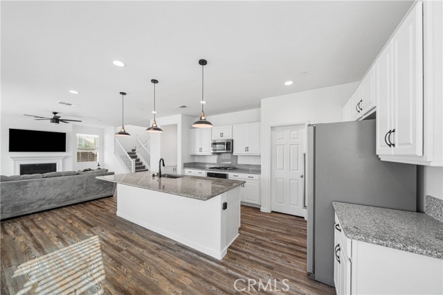 Detail Gallery Image 9 of 34 For 39225 Aristida St, Temecula,  CA 92591 - 4 Beds | 3 Baths