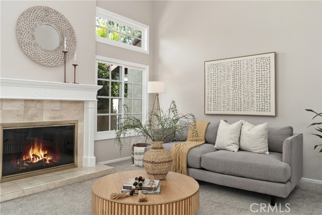 Detail Gallery Image 3 of 36 For 8405 Sweetwater Cir, Huntington Beach,  CA 92646 - 4 Beds | 3 Baths