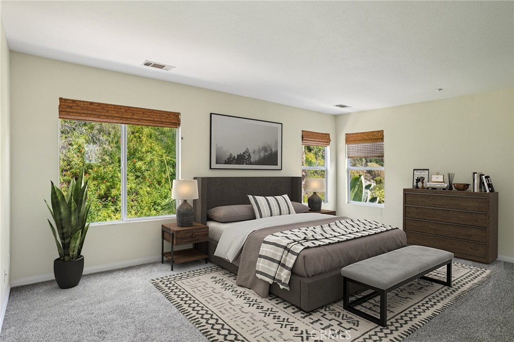 MLS #OC25182457 img 13