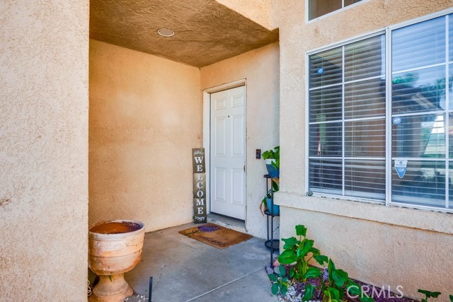 11484 Lime Orchard Lane, Fontana CA: https://media.crmls.org/medias/2616464b-3e53-4f98-8e32-334f32aa882b.jpg